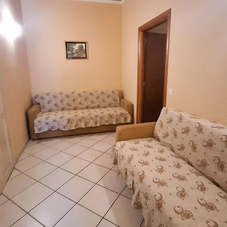 Michalis Goulis Apart Otel