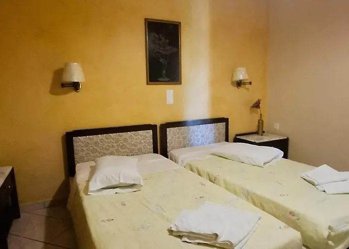 Michalis Goulis Apart-hotel *