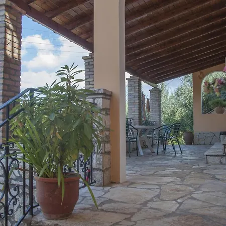 Michalis Goulis Aparthotel *