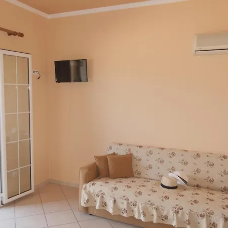 Michalis Goulis Aparthotel Liapades