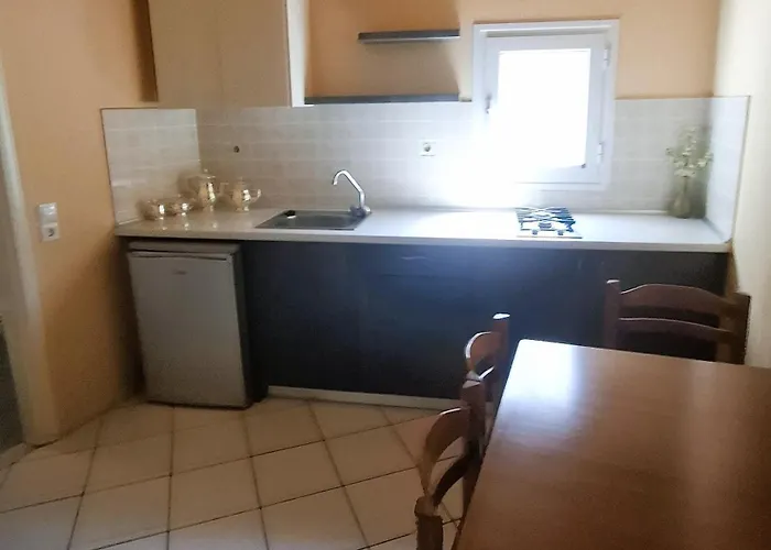 Michalis Goulis Aparthotel *