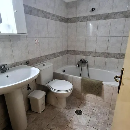 Michalis Goulis Aparthotel *