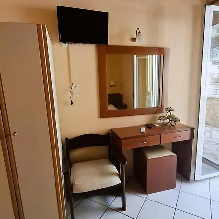 Michalis Goulis Liapades